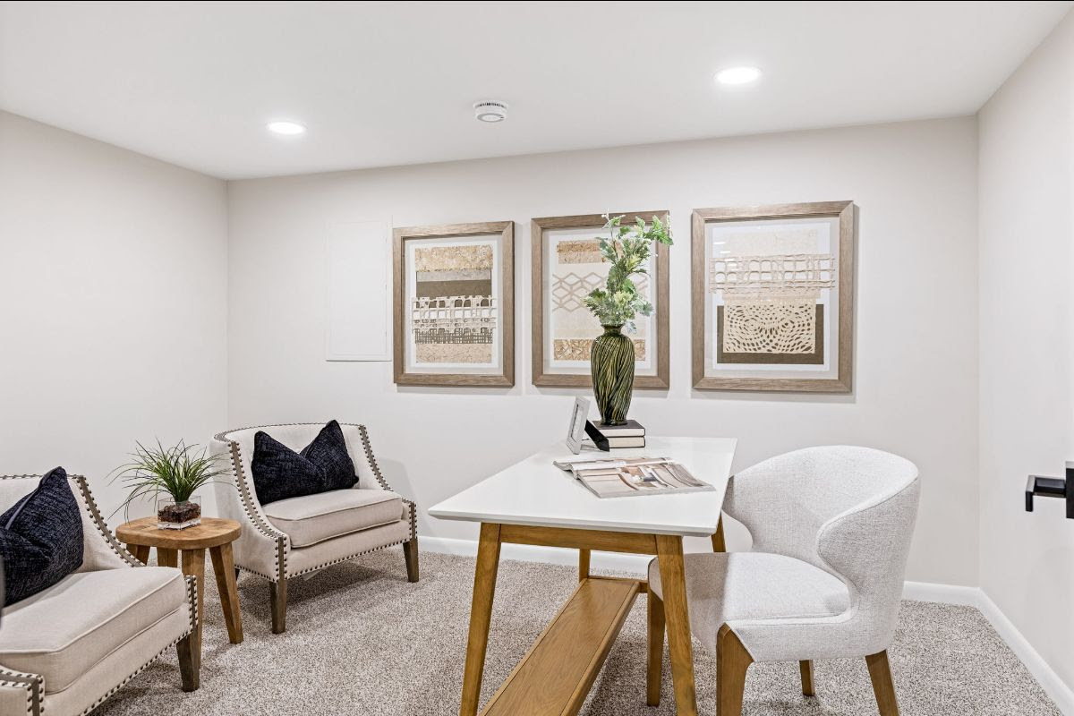 1349 Rushmore Drive — Photo 1